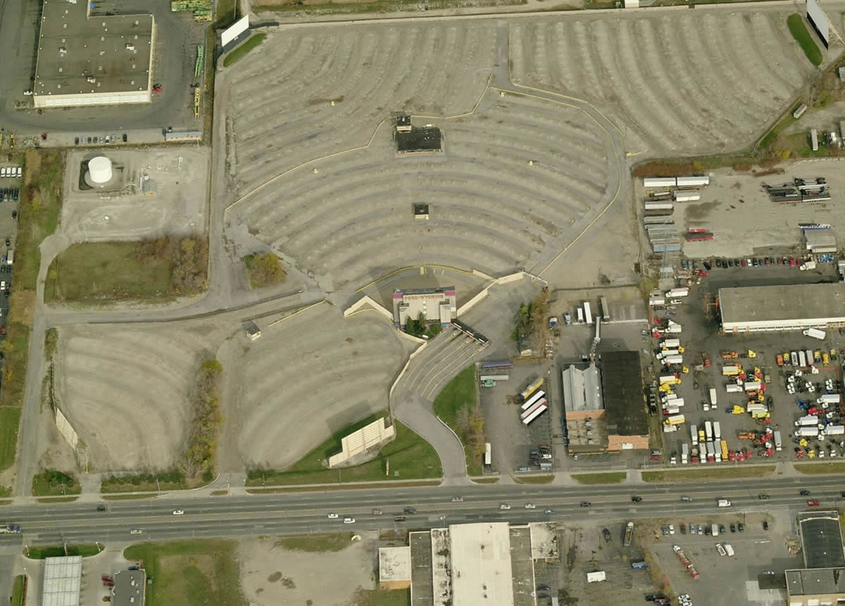 Ford-Wyoming Drive In Dearborn - Birds Eye View (newer photo)